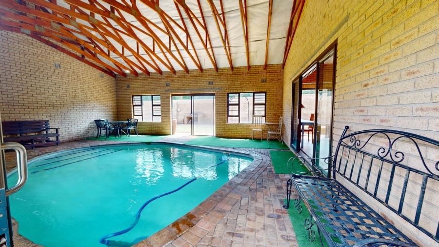 17 Bedroom Property for Sale in Vyfhoek A H North West